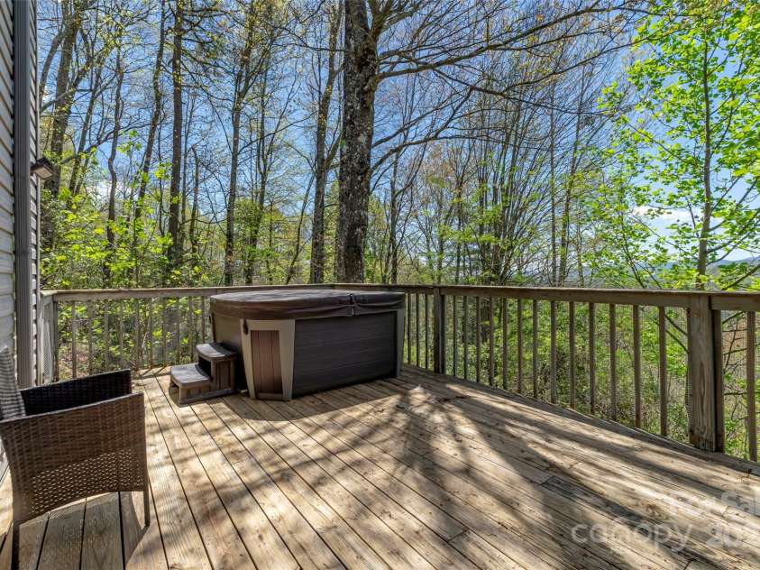 101 Ruffed Grouse Road, Brevard, NC 28712.  MLS# CAR4132421, YatesRealty ID 10050. 
