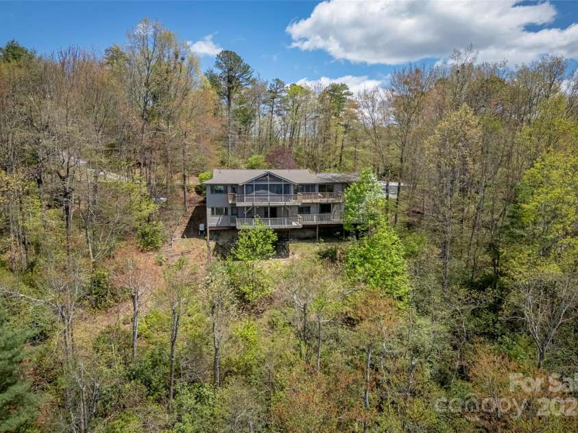 101 Ruffed Grouse Road, Brevard, NC 28712.  MLS# CAR4132421, YatesRealty ID 10050. 