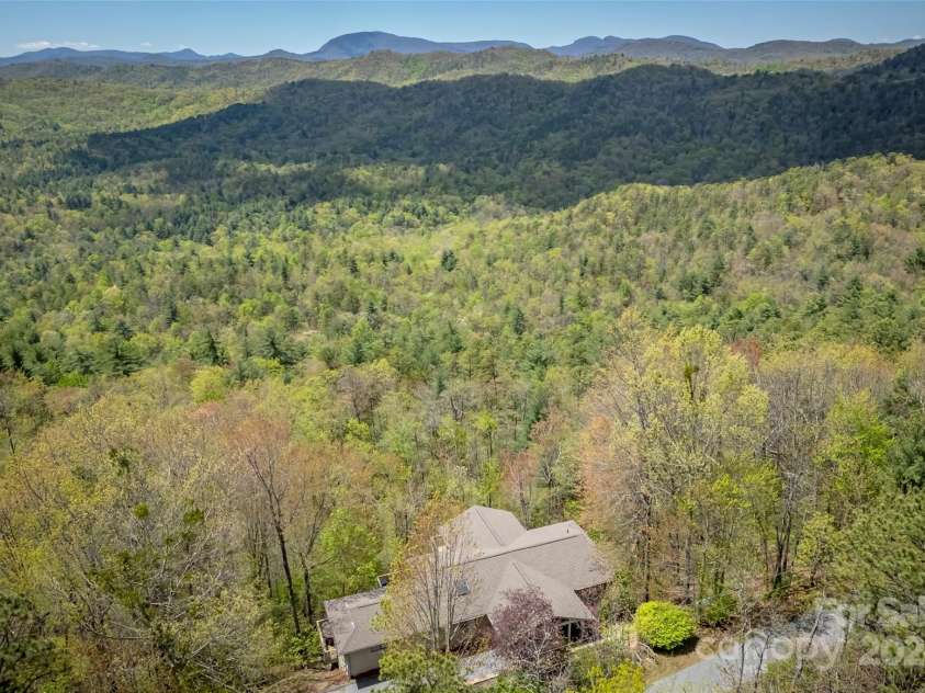 101 Ruffed Grouse Road, Brevard, NC 28712.  MLS# CAR4132421, YatesRealty ID 10050. 