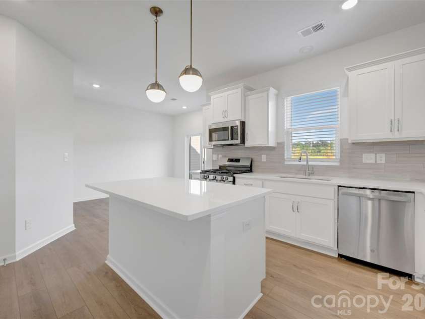 1358 Fremont Drive, Wingate, NC 28174.  MLS# CAR4368121, YatesRealty ID 10050. Kitchen