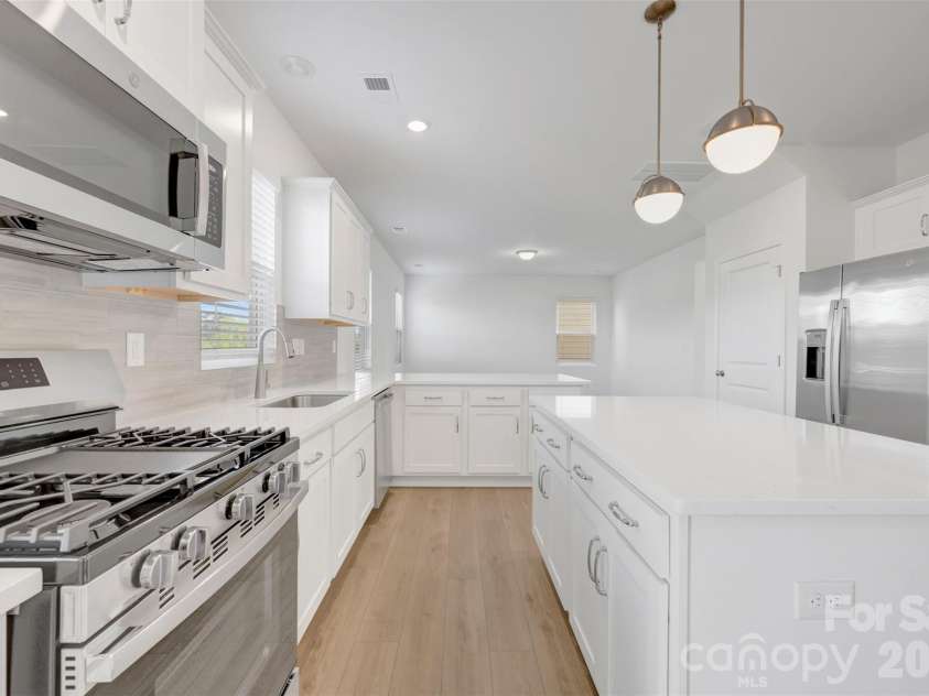 1358 Fremont Drive, Wingate, NC 28174.  MLS# CAR4368121, YatesRealty ID 10050. Kitchen