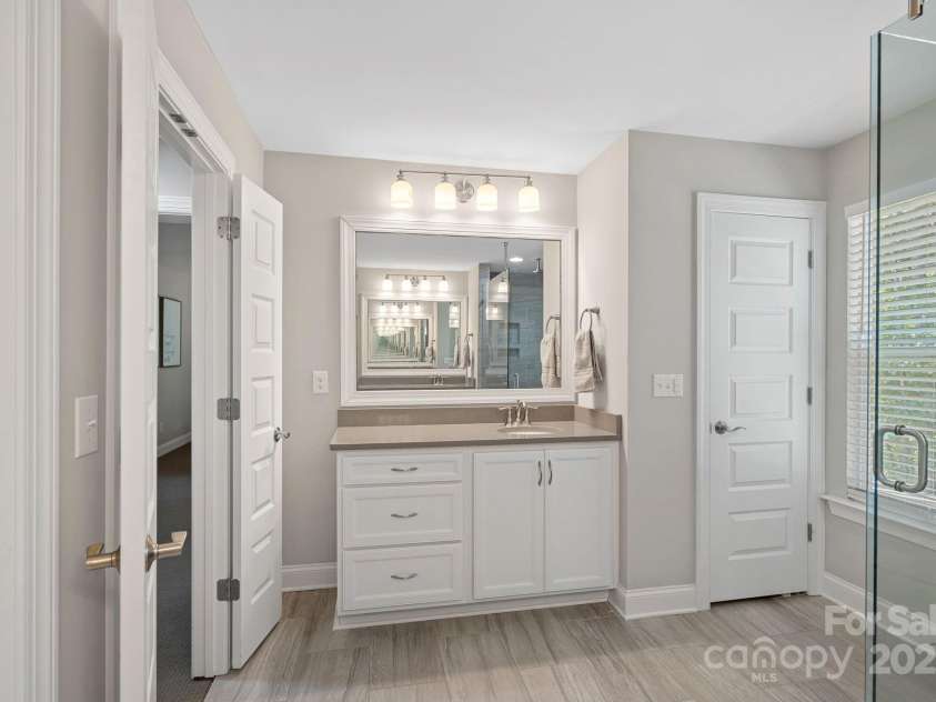 4195 Island Fox Lane, Denver, NC 28037.  MLS# CAR4243299, YatesRealty ID 10051. 