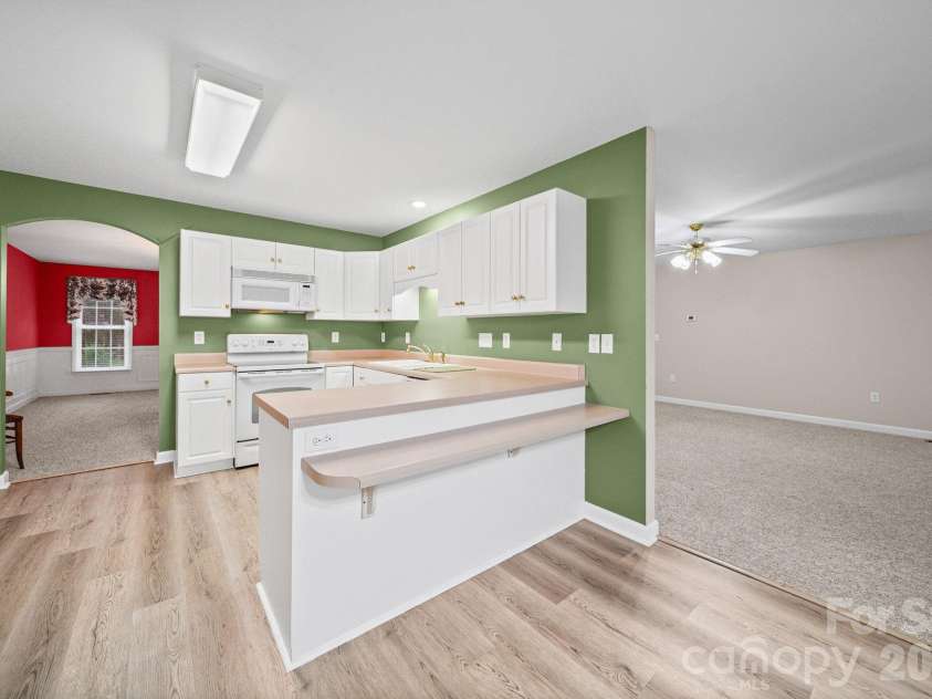 410 Elm Street, Wingate, NC 28174.  MLS# CAR4355431, YatesRealty ID 10052. 