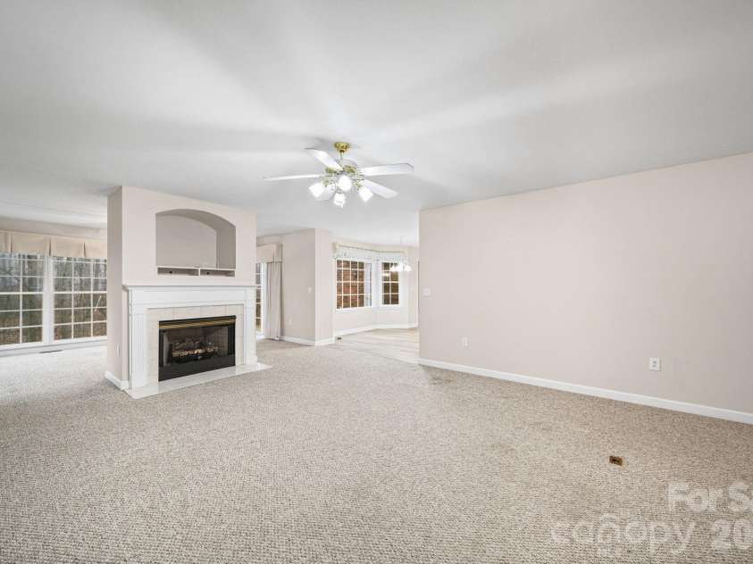 410 Elm Street, Wingate, NC 28174.  MLS# CAR4355431, YatesRealty ID 10052. 