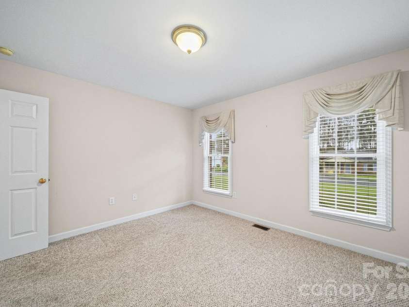 410 Elm Street, Wingate, NC 28174.  MLS# CAR4355431, YatesRealty ID 10052. 