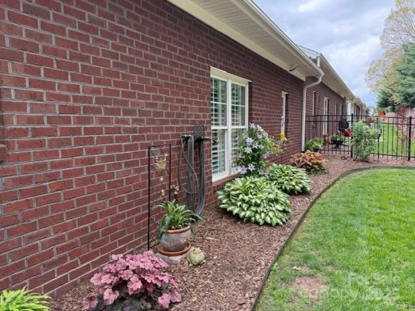 227 Crystal Springs Lane, Shelby, NC 28150.  MLS# CAR4245734, YatesRealty ID 10053. 