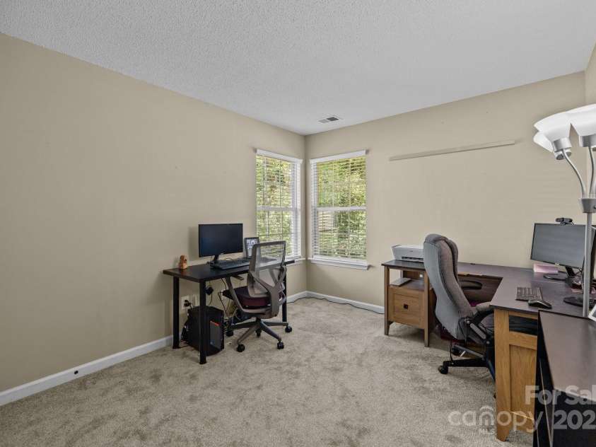 16117 Wrights Ferry Road, Charlotte, NC 28278.  MLS# CAR4251187, YatesRealty ID 10054. Bedroom 3