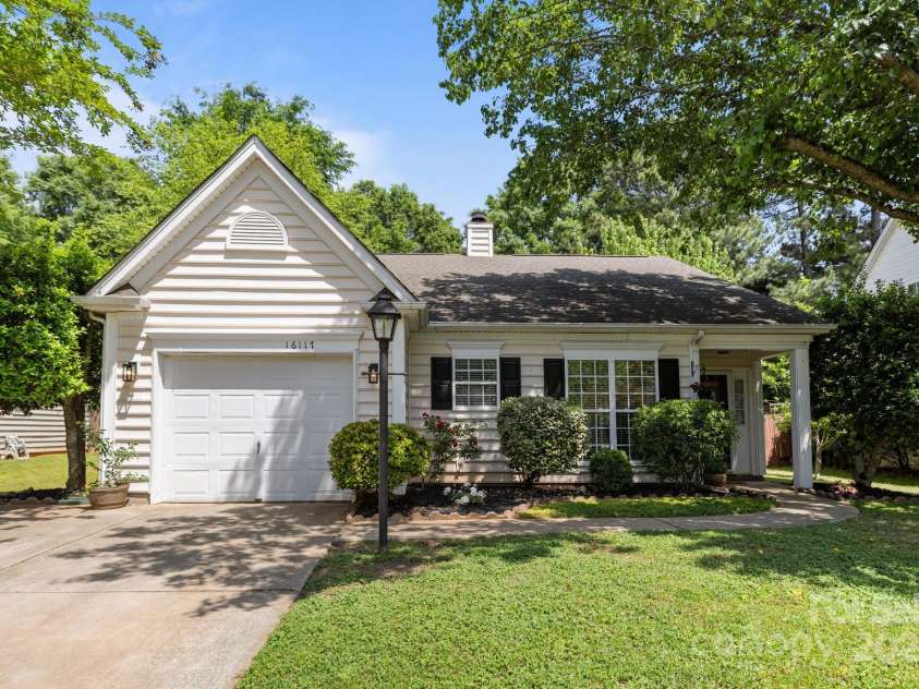 16117 Wrights Ferry Road, Charlotte, NC 28278.  MLS# CAR4251187, YatesRealty ID 10054. Welcome Home!