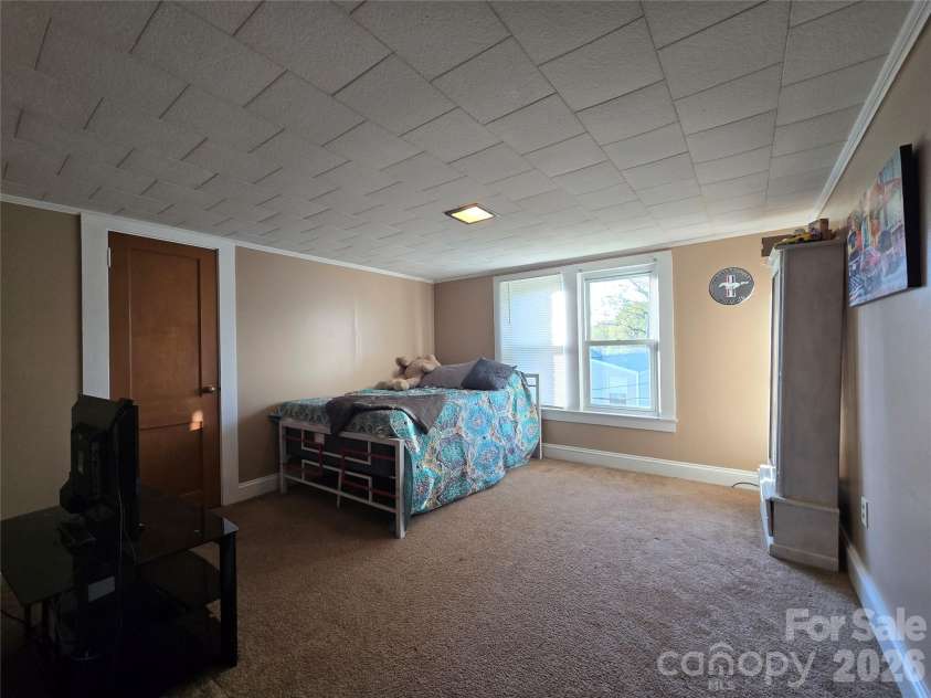 4207 Section House Road, Hickory, NC 28601.  MLS# CAR4367618, YatesRealty ID 10054. 