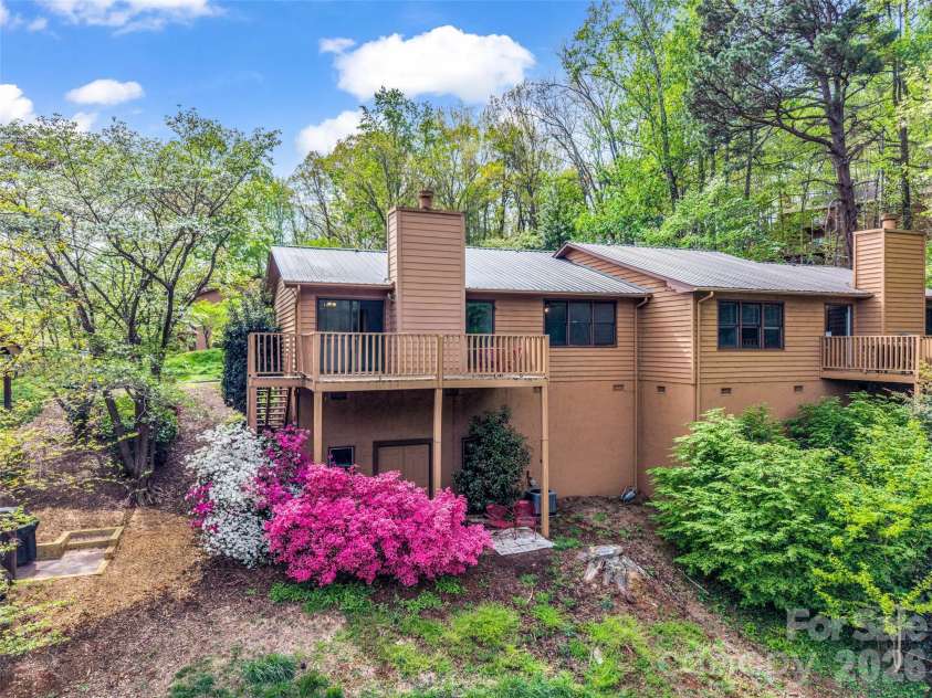 182 Bent Creek Boulevard, Lake Lure, NC 28746.  MLS# CAR4367395, YatesRealty ID 10055. 