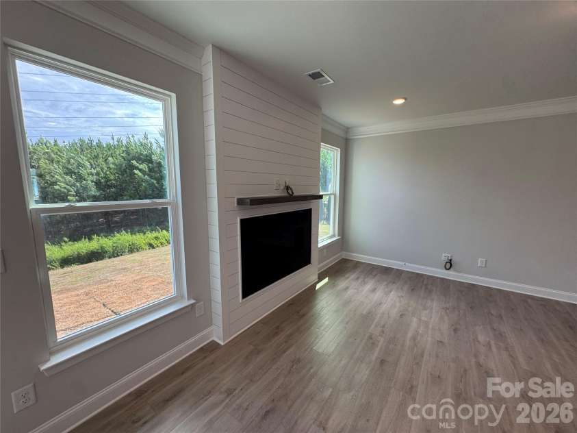 8684 Acadia Parkway, Sherrills Ford, NC 28673.  MLS# CAR4368209, YatesRealty ID 10056. 