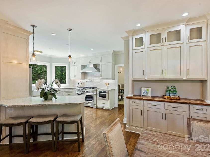 9526 Greyson Ridge Drive, Charlotte, NC 28277.  MLS# CAR4253039, YatesRealty ID 10056. 