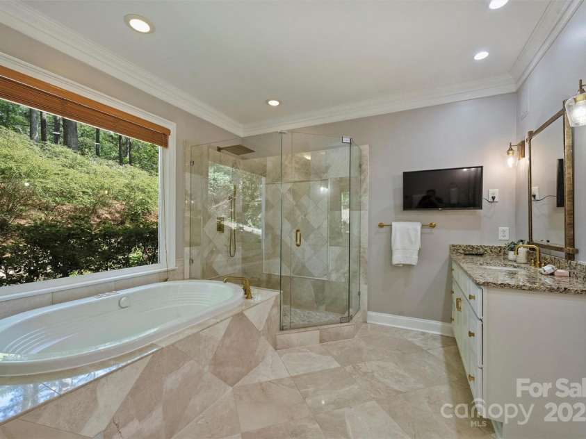 9526 Greyson Ridge Drive, Charlotte, NC 28277.  MLS# CAR4253039, YatesRealty ID 10056. 