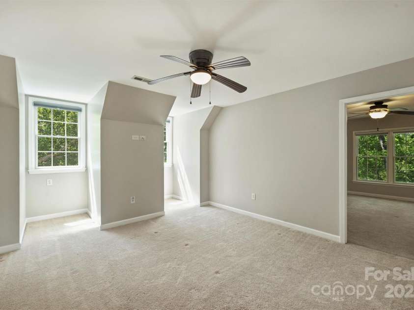 9526 Greyson Ridge Drive, Charlotte, NC 28277.  MLS# CAR4253039, YatesRealty ID 10056. 