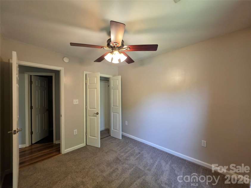 221 Auten Circle, Mount Holly, NC 28120.  MLS# CAR4368237, YatesRealty ID 10057. 