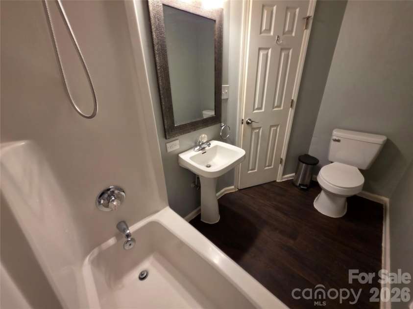 221 Auten Circle, Mount Holly, NC 28120.  MLS# CAR4368237, YatesRealty ID 10057. 