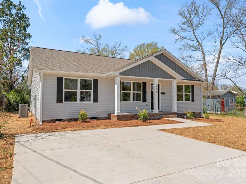 816 Confederate Avenue, Rock Hill, SC 29730.  MLS# CAR4240151, YatesRealty ID 10058. 