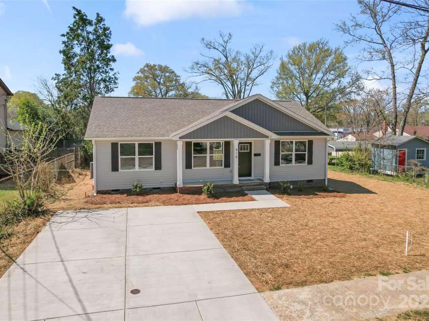 816 Confederate Avenue, Rock Hill, SC 29730.  MLS# CAR4240151, YatesRealty ID 10058. 