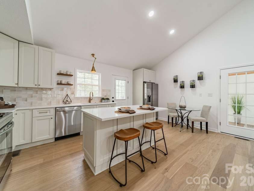 902 Cornelius Road, Mooresville, NC 28117.  MLS# CAR4366793, YatesRealty ID 10058. 