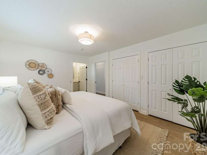902 Cornelius Road, Mooresville, NC 28117.  MLS# CAR4366793, YatesRealty ID 10058. 