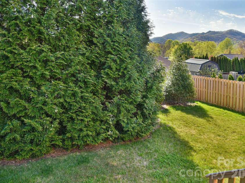 310 Portmanvilla Road, Black Mountain, NC 28711.  MLS# CAR4368197, YatesRealty ID 10059. 
