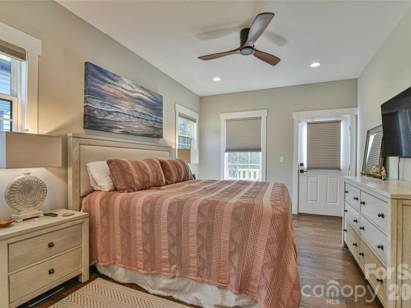 310 Portmanvilla Road, Black Mountain, NC 28711.  MLS# CAR4368197, YatesRealty ID 10059. 