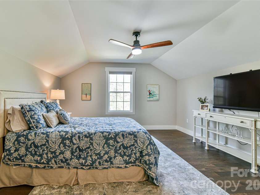 310 Portmanvilla Road, Black Mountain, NC 28711.  MLS# CAR4368197, YatesRealty ID 10059. 