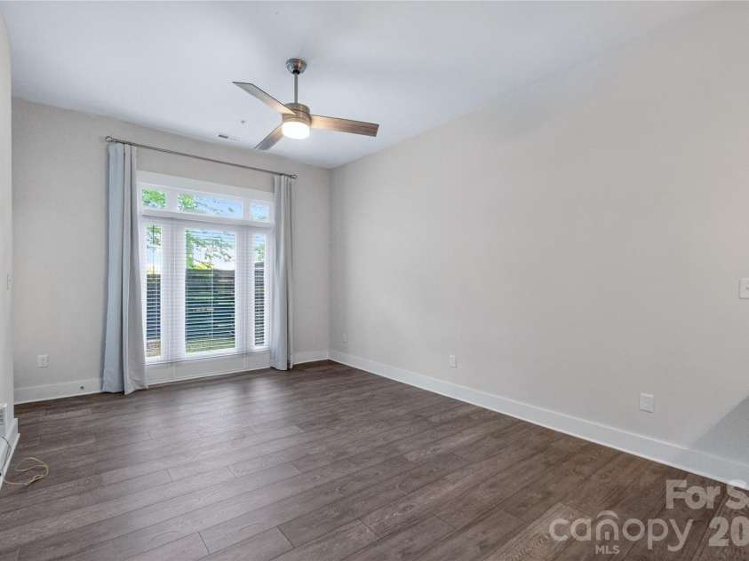 935 Mcalway Road, Charlotte, NC 28211.  MLS# CAR4375115, YatesRealty ID 1006. 