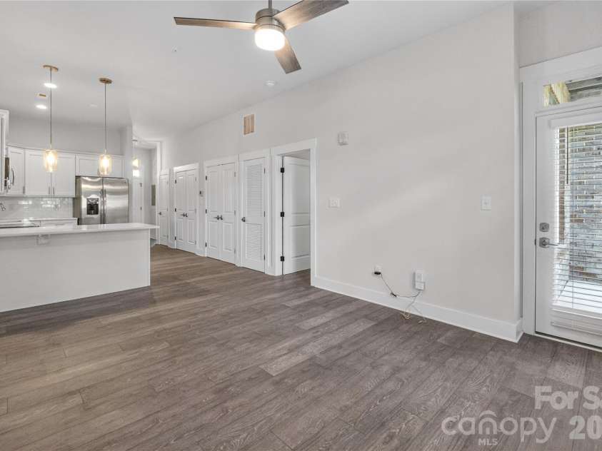 935 Mcalway Road, Charlotte, NC 28211.  MLS# CAR4375115, YatesRealty ID 1006. 