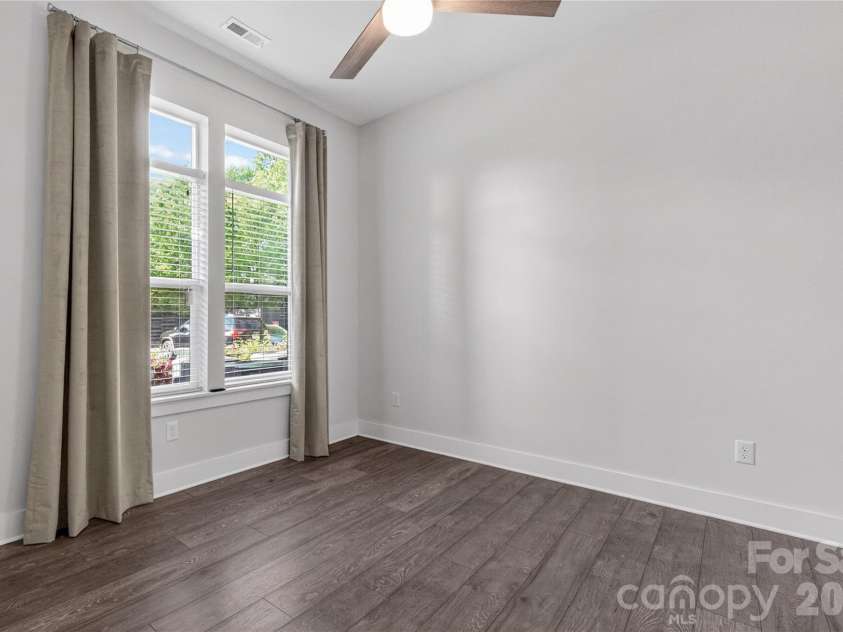 935 Mcalway Road, Charlotte, NC 28211.  MLS# CAR4375115, YatesRealty ID 1006. 