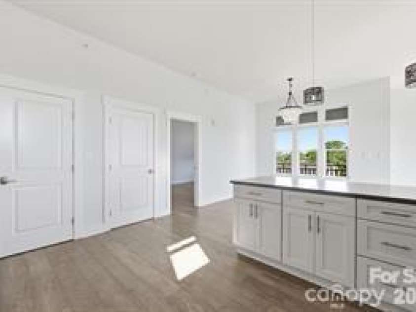 935 Mcalway Road, Charlotte, NC 28211.  MLS# CAR4403948, YatesRealty ID 1006. 