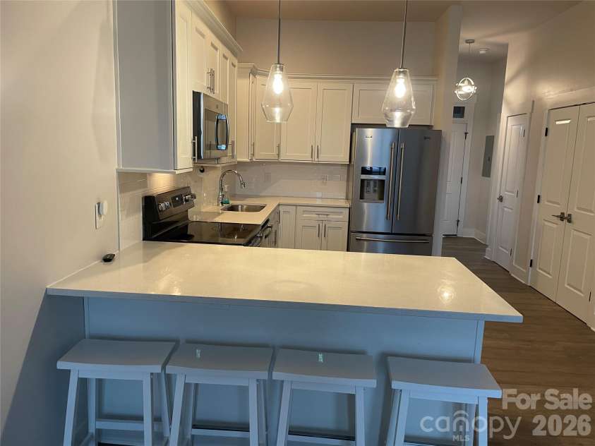 935 Mcalway Road, Charlotte, NC 28211.  MLS# CAR4407260, YatesRealty ID 1006. 