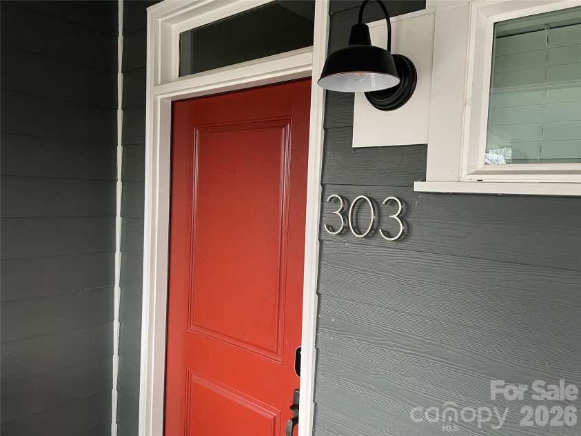 935 Mcalway Road, Charlotte, NC 28211.  MLS# CAR4407260, YatesRealty ID 1006. 