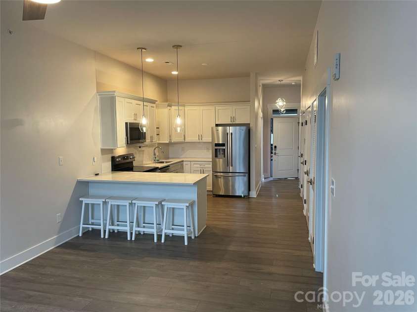 935 Mcalway Road, Charlotte, NC 28211.  MLS# CAR4407260, YatesRealty ID 1006. 