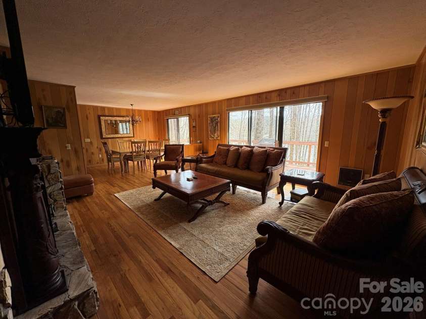 114 Lady Slipper Loop, Newland, NC 28657.  MLS# CAR4367334, YatesRealty ID 10060. 