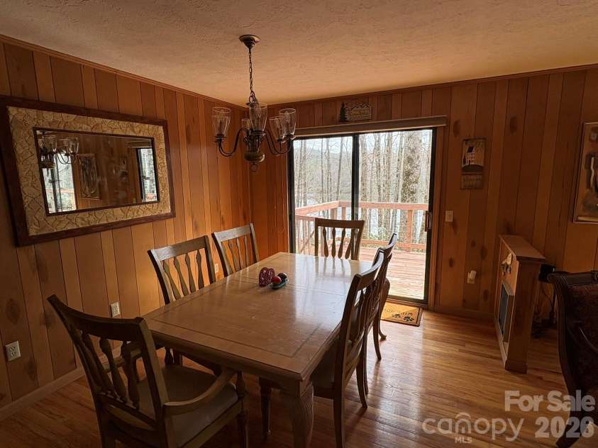 114 Lady Slipper Loop, Newland, NC 28657.  MLS# CAR4367334, YatesRealty ID 10060. 