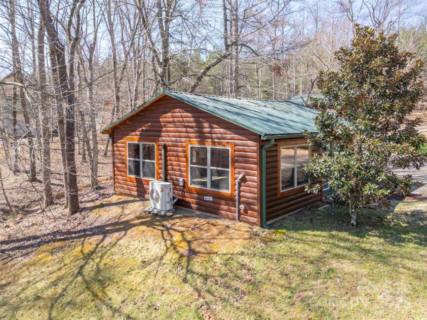 212 Midnight Pass, Rutherfordton, NC 28139.  MLS# CAR4232421, YatesRealty ID 10061. 