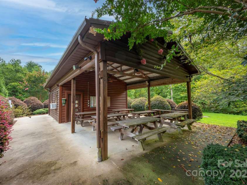 212 Midnight Pass, Rutherfordton, NC 28139.  MLS# CAR4232421, YatesRealty ID 10061. 