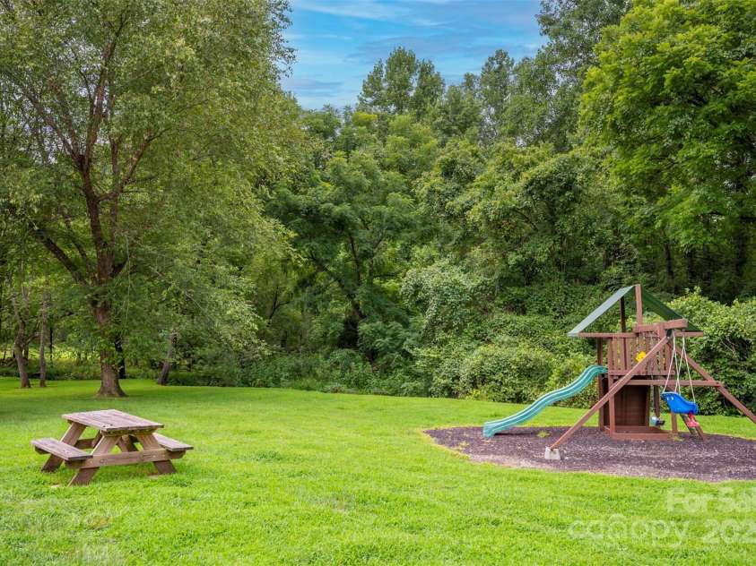 212 Midnight Pass, Rutherfordton, NC 28139.  MLS# CAR4232421, YatesRealty ID 10061. 