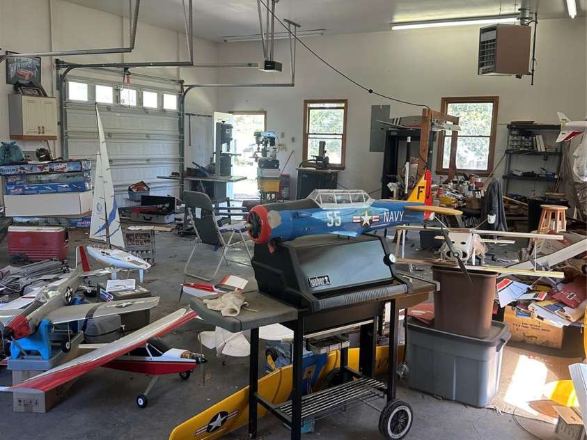 2760 19th Avenue, Hickory, NC 28601.  MLS# CAR4366987, YatesRealty ID 10061. 