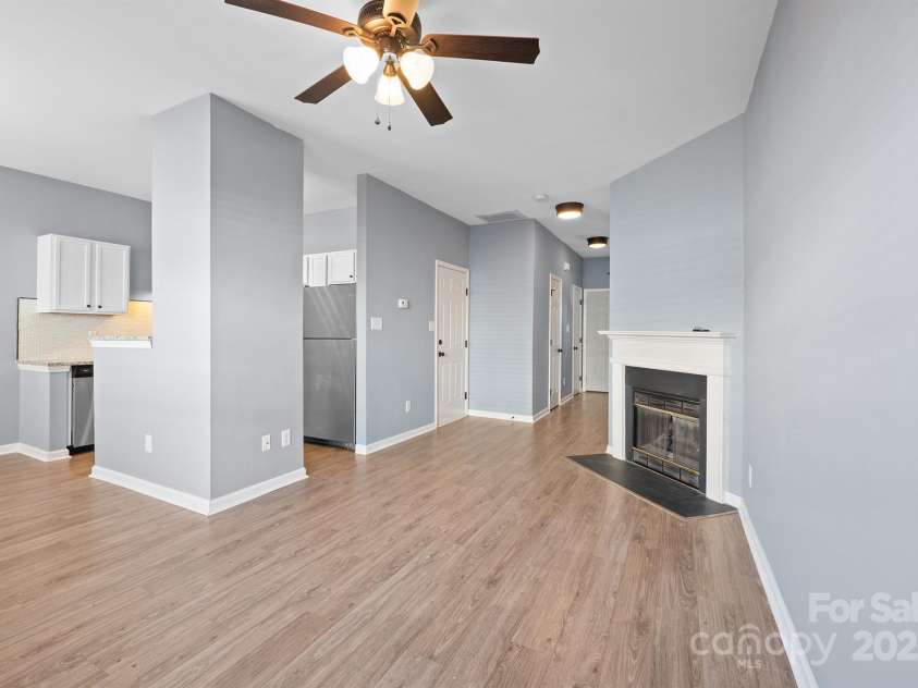 2021 Lennox Square Road, Charlotte, NC 28210.  MLS# CAR4228727, YatesRealty ID 10062. 