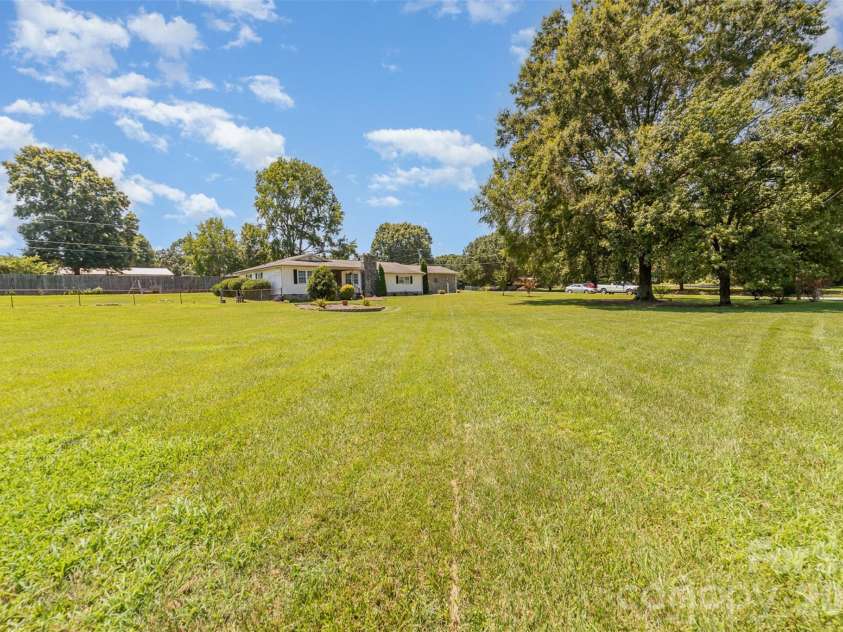 7430 Forney Hill Road, Denver, NC 28037.  MLS# CAR4367894, YatesRealty ID 10062. 