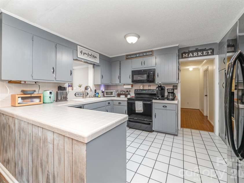 7430 Forney Hill Road, Denver, NC 28037.  MLS# CAR4367894, YatesRealty ID 10062. 