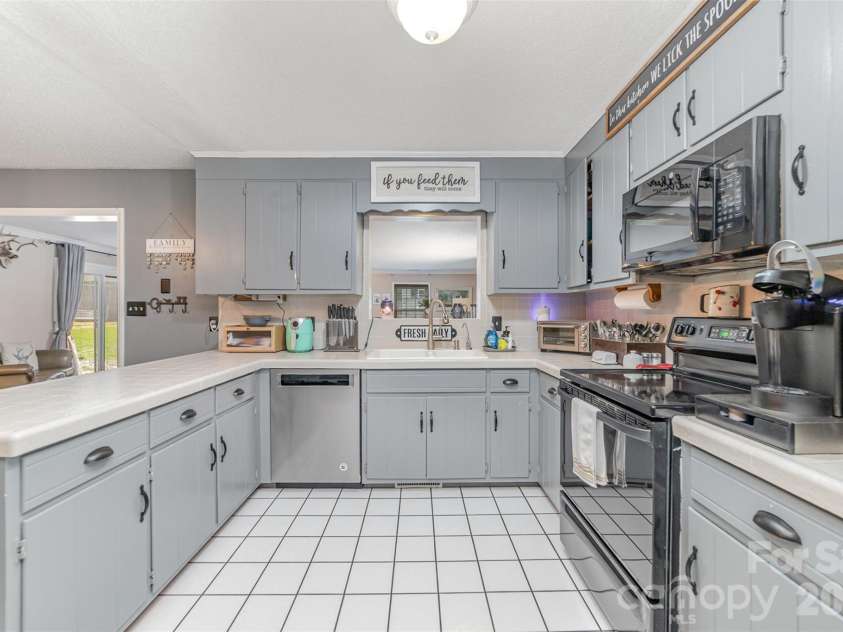 7430 Forney Hill Road, Denver, NC 28037.  MLS# CAR4367894, YatesRealty ID 10062. 