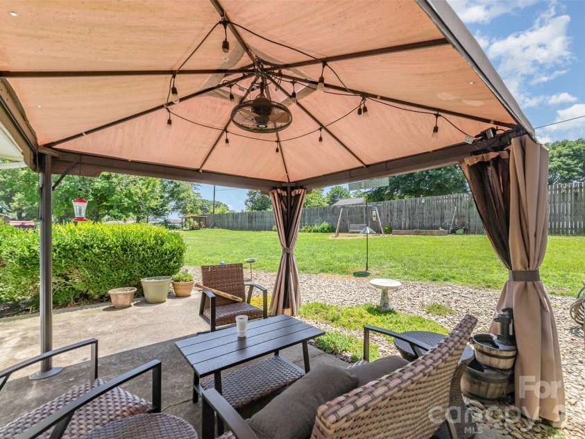 7430 Forney Hill Road, Denver, NC 28037.  MLS# CAR4367894, YatesRealty ID 10062. 