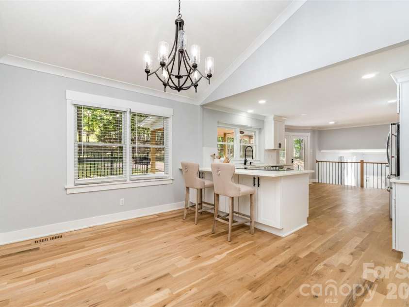 4501 Brookwood Road, Charlotte, NC 28215.  MLS# CAR4367961, YatesRealty ID 10063. 