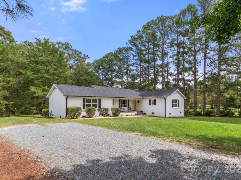 2178 Eastview Road, Rock Hill, SC 29732.  MLS# CAR4180538, YatesRealty ID 10065. 