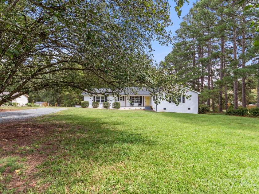 2178 Eastview Road, Rock Hill, SC 29732.  MLS# CAR4180538, YatesRealty ID 10065. 