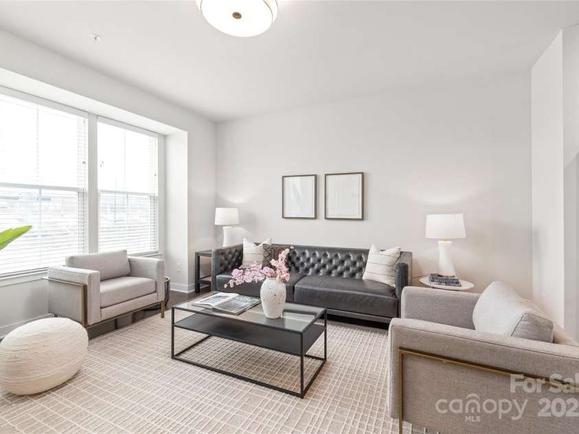 232 Parkwood Avenue, Charlotte, NC 28206.  MLS# CAR4220044, YatesRealty ID 10066. 