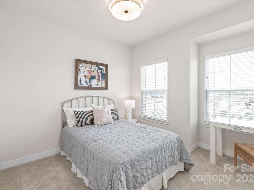 232 Parkwood Avenue, Charlotte, NC 28206.  MLS# CAR4220044, YatesRealty ID 10066. 